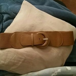 Brown Stretch Big Buckle Belt NWOT