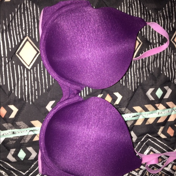 Victoria Secret T-Shirt Bra!