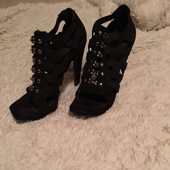 Black Jessica Simpson heels