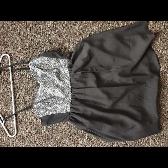Adorable grey dress