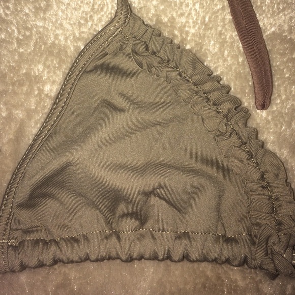 BRAZILLIAN BIKINI TOP $20 - Picture 3 of 3