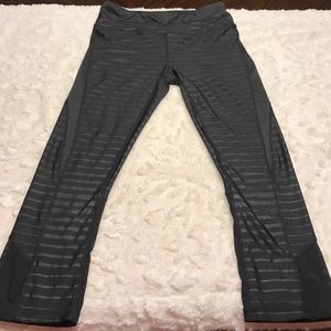 Black workout capris
