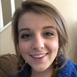 Meet your Posher, Shelby