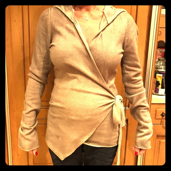 Henry Beguelin- cashmere wrap sweater