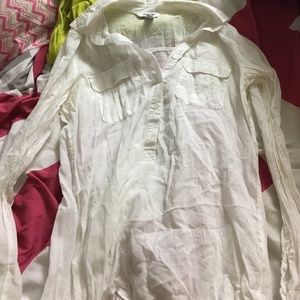 Medium old navy white shirt