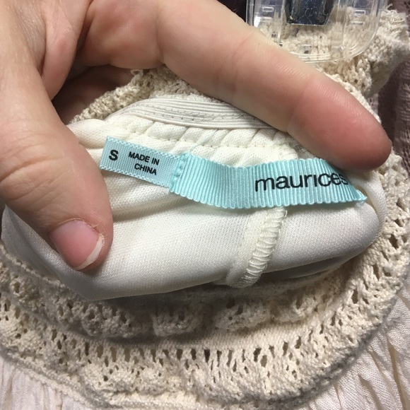 Maurice's small lace skirt. Brand new never worn - Picture 2 of 4