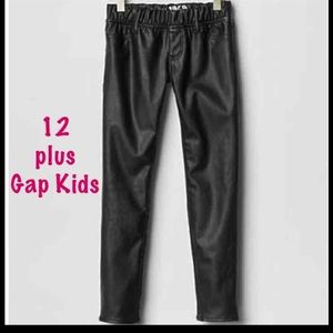 Girls faux vegan leather. size 12 Plus