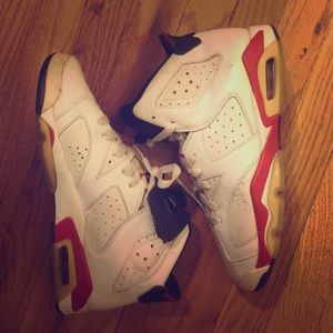 Nike Air Jordan Retro VI