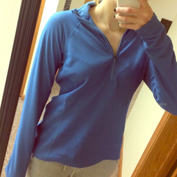 PATGONIA 1/4 ZIP