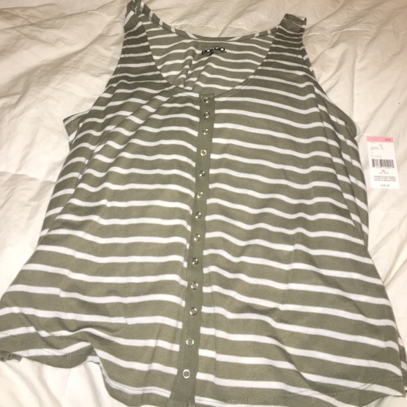 Juniors Tank top- size: XL brand: Bongo