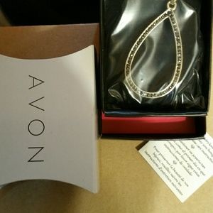 Large teardrop necklace