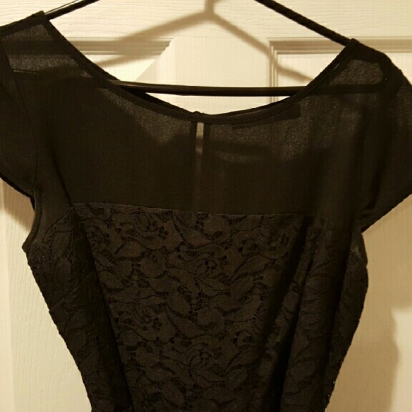 Dress - Picture 2 of 4