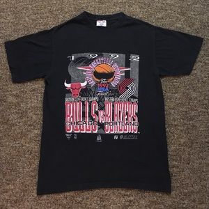 Vintage 1992 NBA Finals T-shirt Bulls Blazers