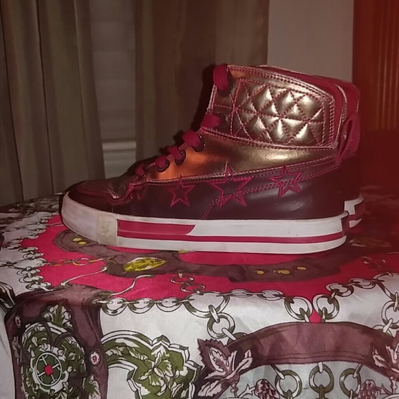 Shmack crowbar hightops for women!