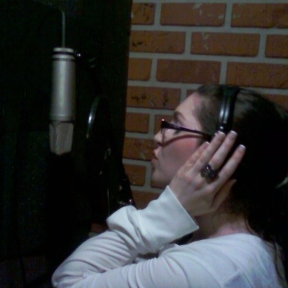 Meet your Posher, Marci - Picture 3 of 3