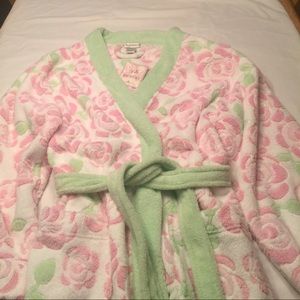 NWT Of The Moment Women Robe Size Large