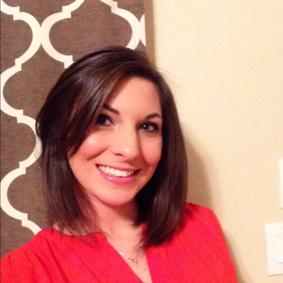 Meet your Posher, Kelsey - Picture 1 of 1