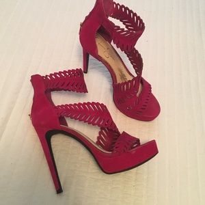 Magenta Feather Jessica Simpson pumps