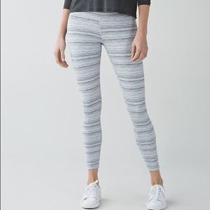 Striped lululemon hi times size 6
