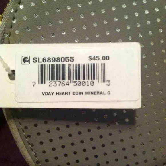 Fossil Grey Leather Heart Shaped Coin Purse - NWT - Picture 4 of 4