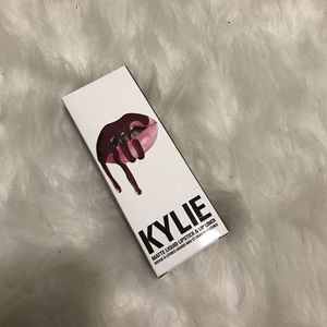 Kylie Jenner Lip Kit