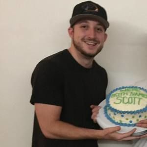 Meet your Posher, Scott