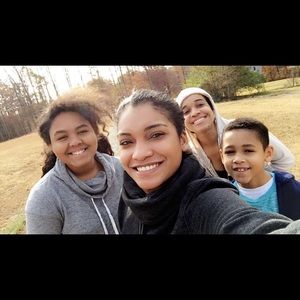 Meet your Posher, Luz