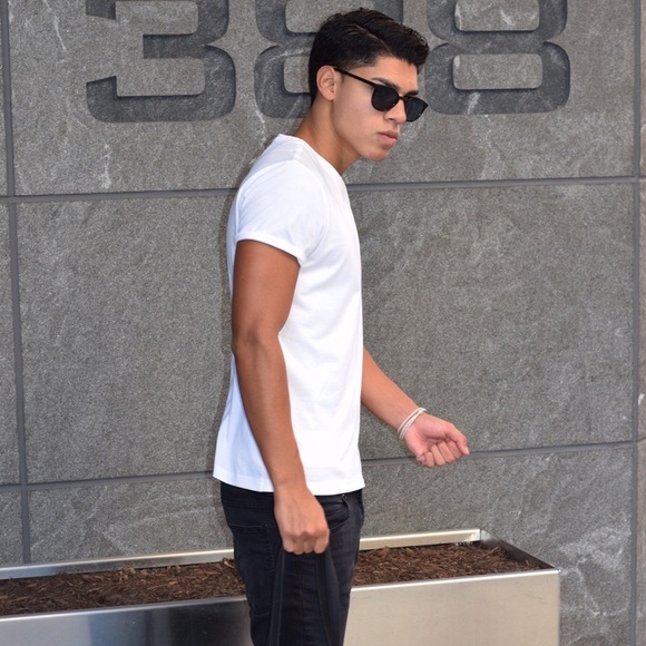 Meet your Posher, Matthew - Picture 1 of 1