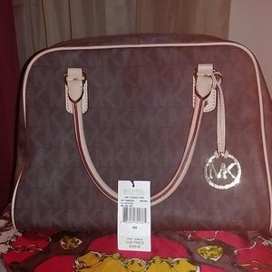 Michael Kors satchel signature