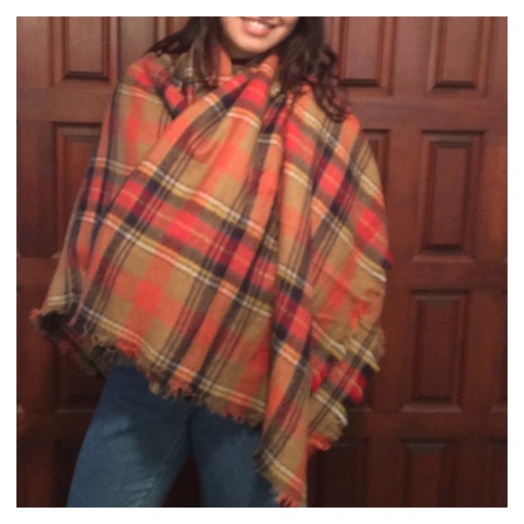 Blanket Scarf - Picture 2 of 4