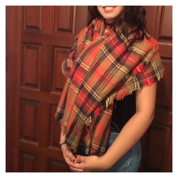 Blanket Scarf - Picture 3 of 4