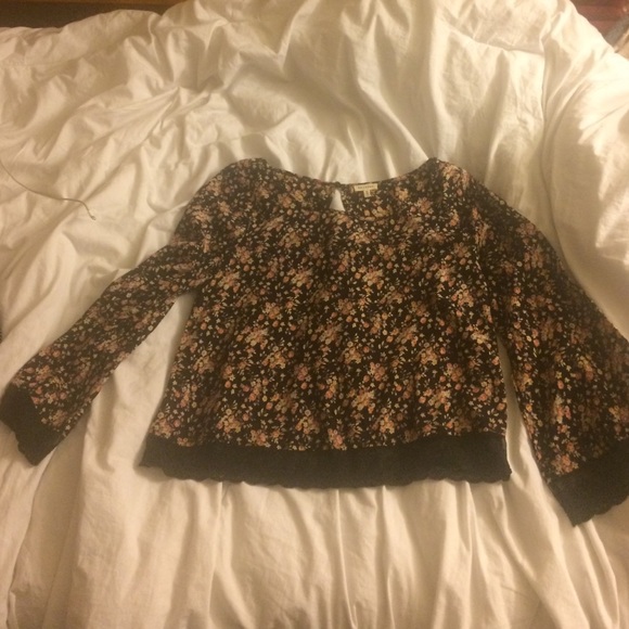 Floral blouse - Picture 1 of 3