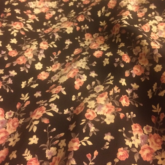 Floral blouse - Picture 2 of 3