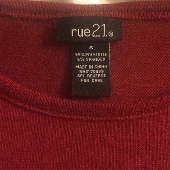 Rue 21 red sweater - Picture 2 of 2
