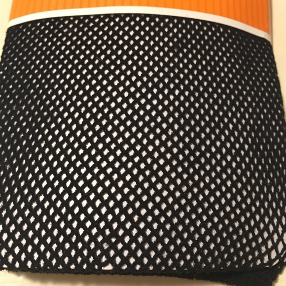 Women's Tights - Picture 3 of 3