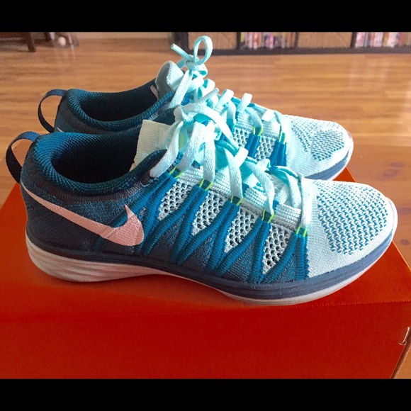 ▪️EUC Nike Flyknit Lunar 2