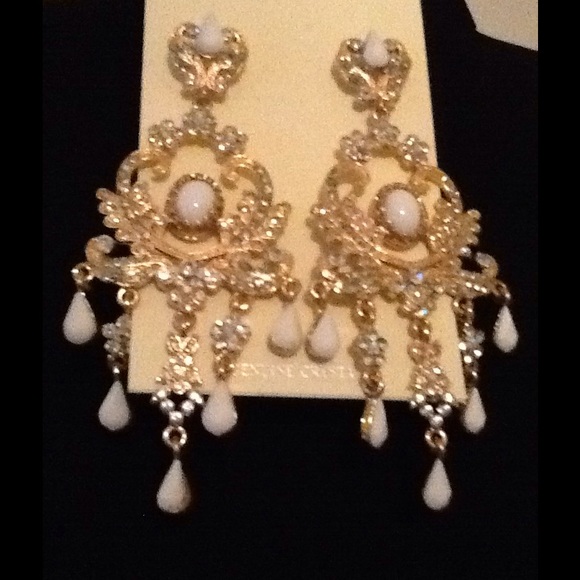 Mia Collection Chandelier Earrings - Picture 1 of 3