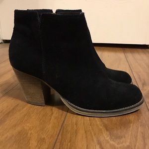 STEVEN BY STEVE MADDEN Black Suede Booties