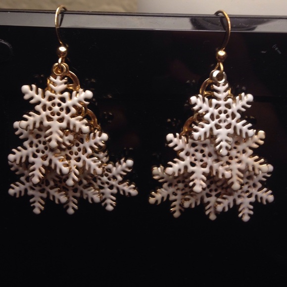 Sold! Snowflake Earrings