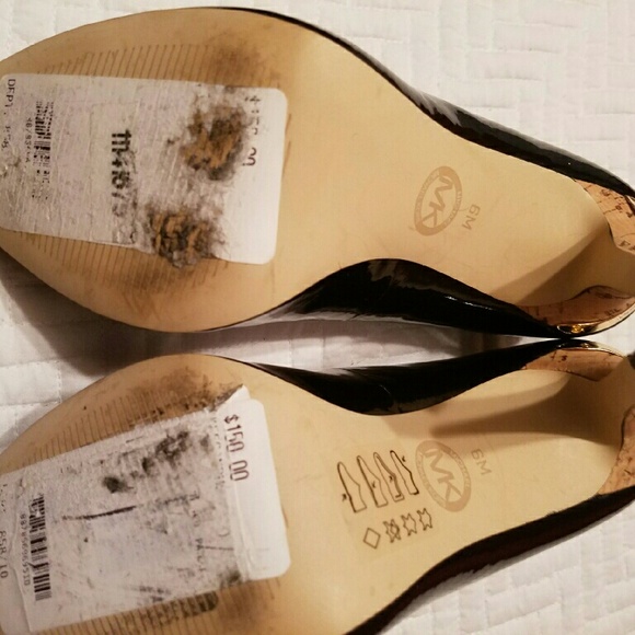 Michael kors heels - Picture 3 of 4