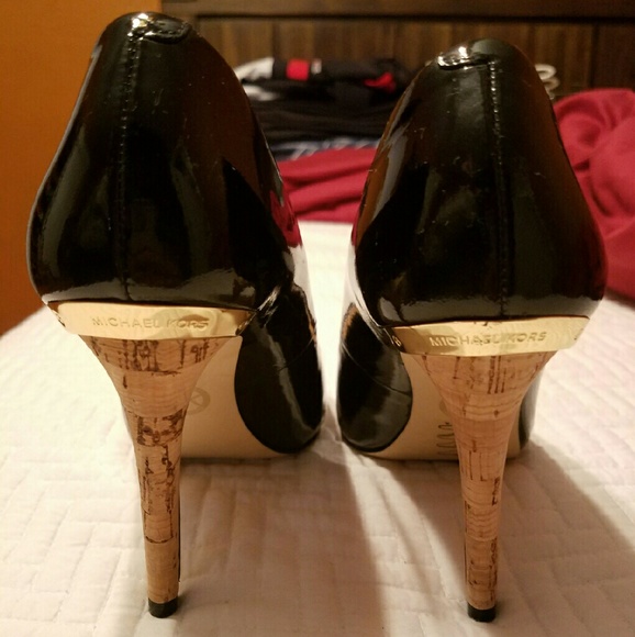 Michael kors heels - Picture 4 of 4