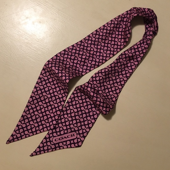 Coach scarf - Picture 2 of 4