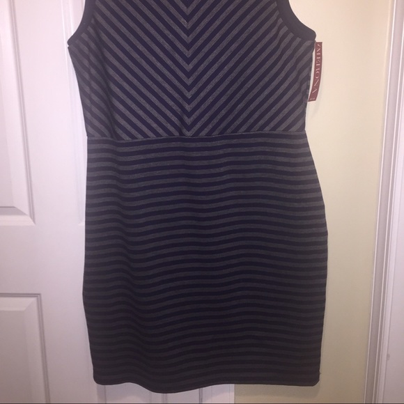 Super cute blue/gray dress. - Picture 2 of 2