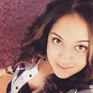 Meet your Posher, Karina