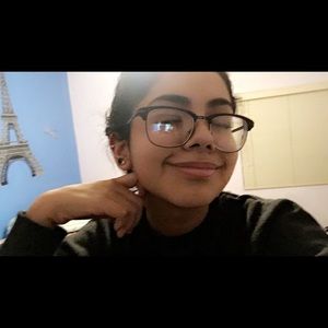 Meet your Posher, Isabel