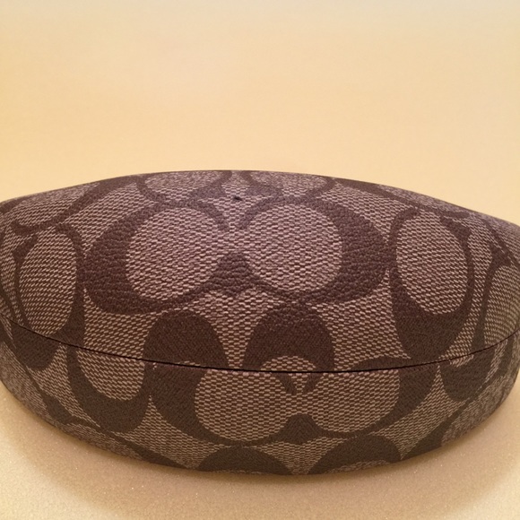 Authentic Coach Delphine sunglasses w/case - Picture 4 of 4