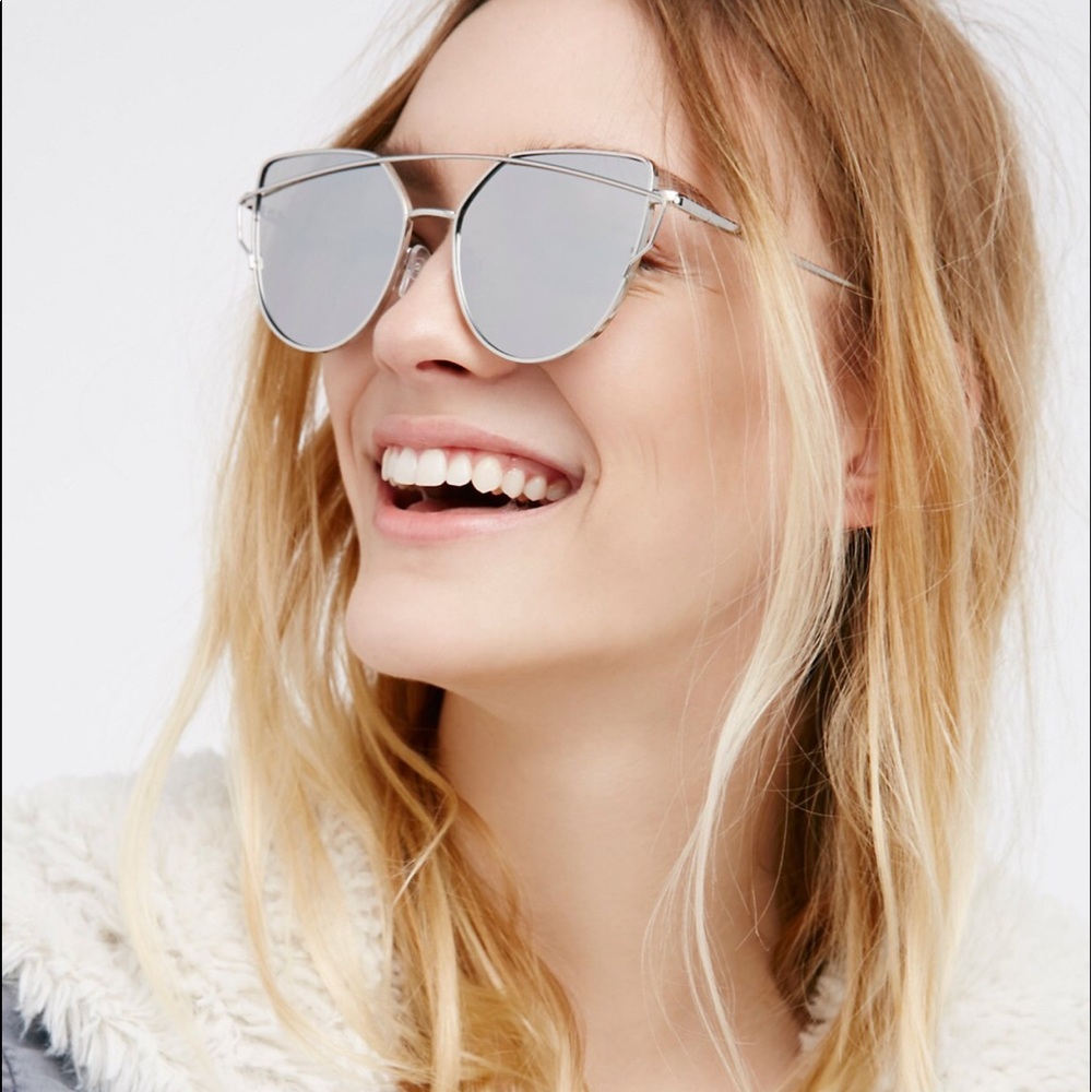Silver Mirrored Sunglasses