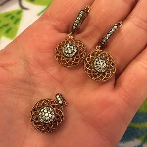 Sterling silver with real diamonds .5k DWT