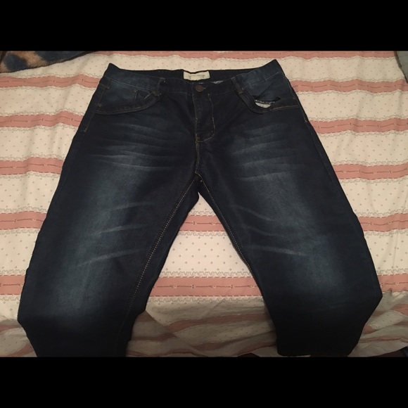 👖 - Picture 1 of 3