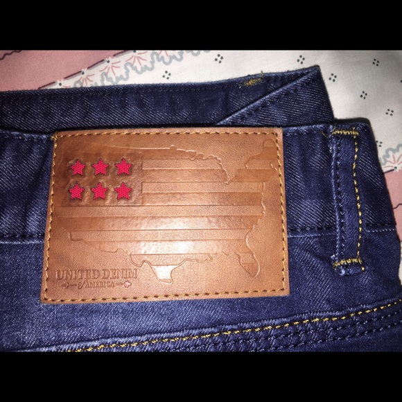 👖 - Picture 3 of 3